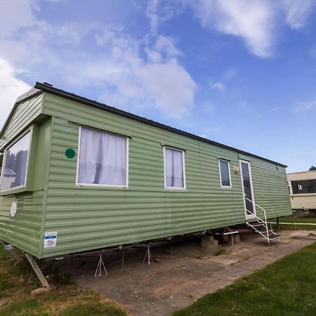 Great 8 Berth Caravan For Hire In Skegness Ref 33069F Εξωτερικό φωτογραφία