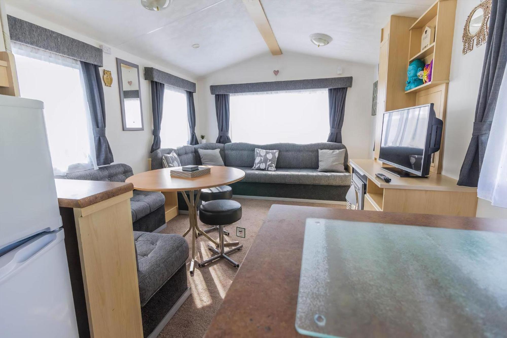 Great 8 Berth Caravan For Hire In Skegness Ref 33069F Εξωτερικό φωτογραφία